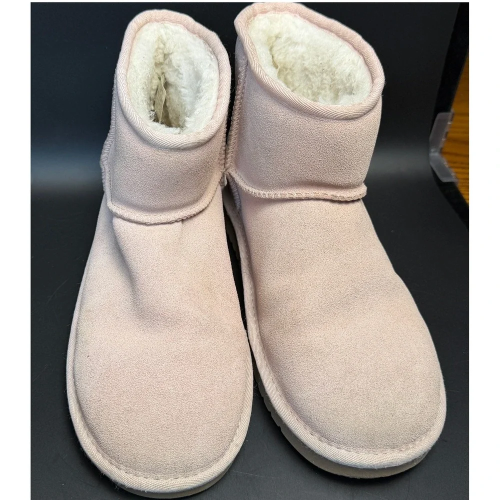 Koolaburra by UGG: Victoria Mini Pink Suede Faux Fur Boots, 1114851 Womens 8
